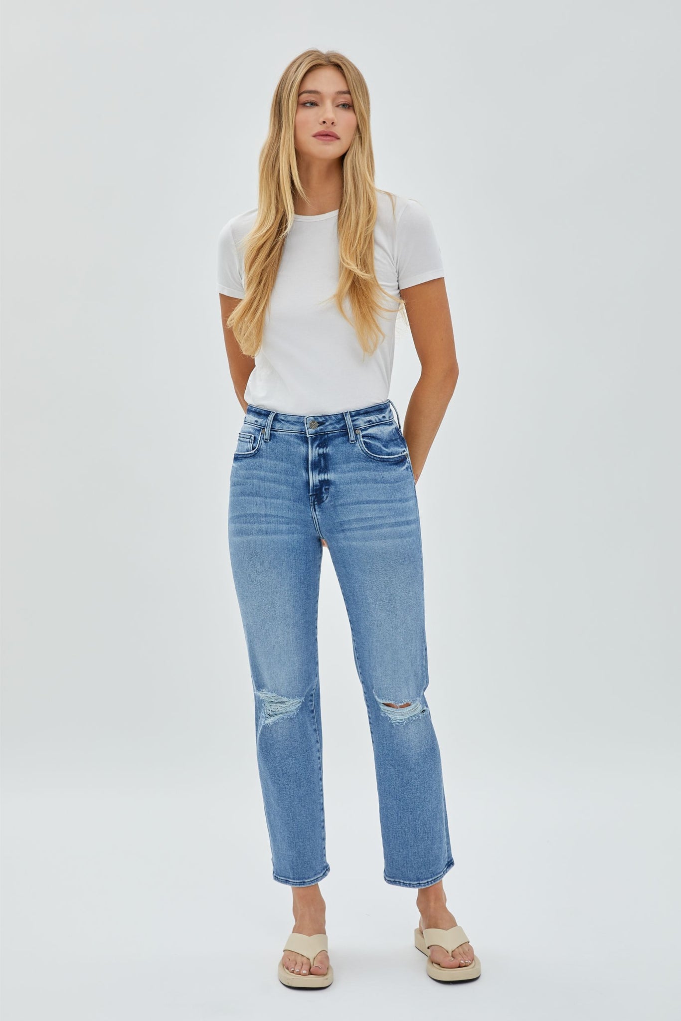 [TRACEY] DISTRESSED STRAIGHT – HIDDEN JEANS