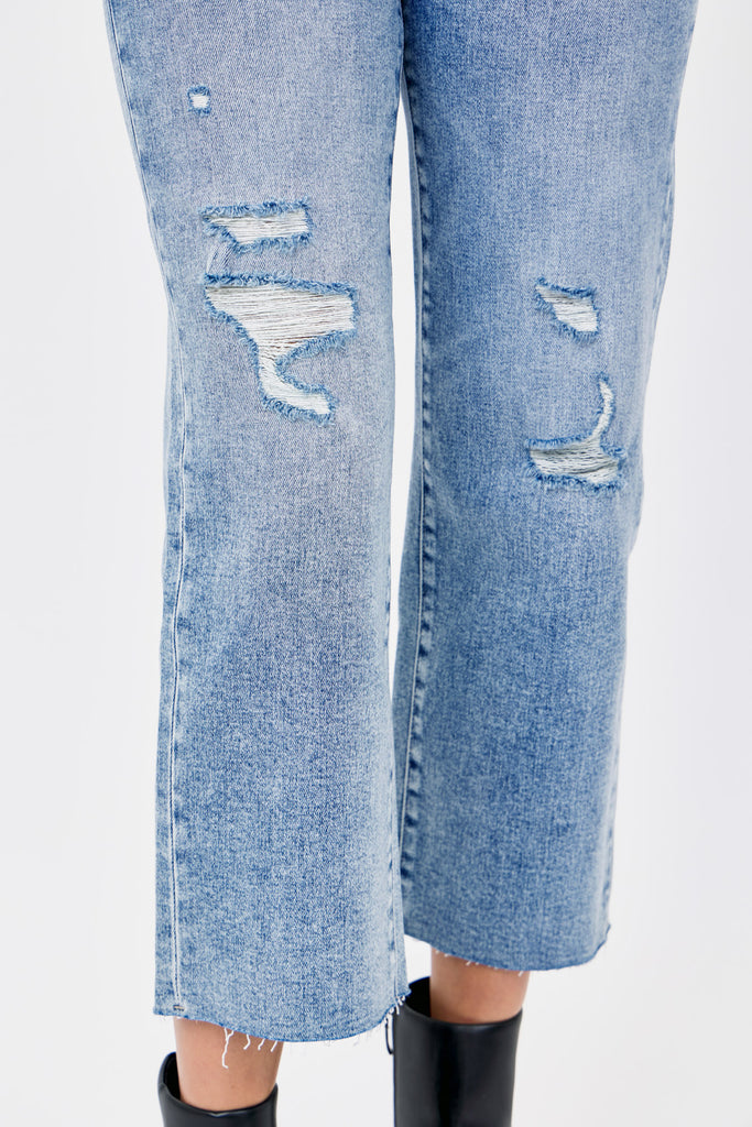 [ELLA] Medium Light Knee Distressed Cropped Wide Straight