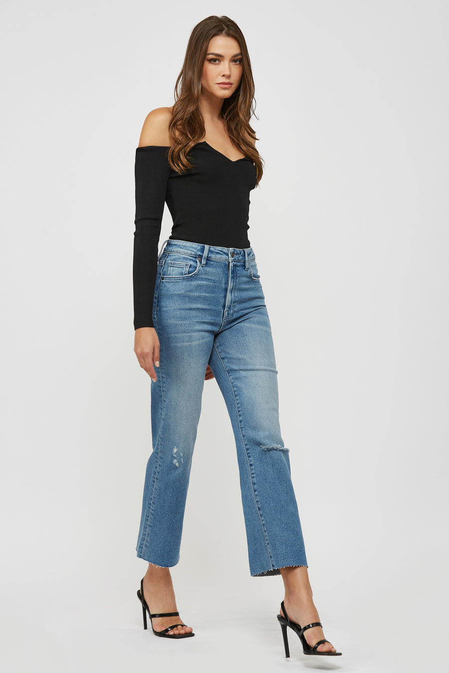 [TRACEY] MEDIUM WASH KNEE SLIT STRETCH RELAXED STRAIGHT