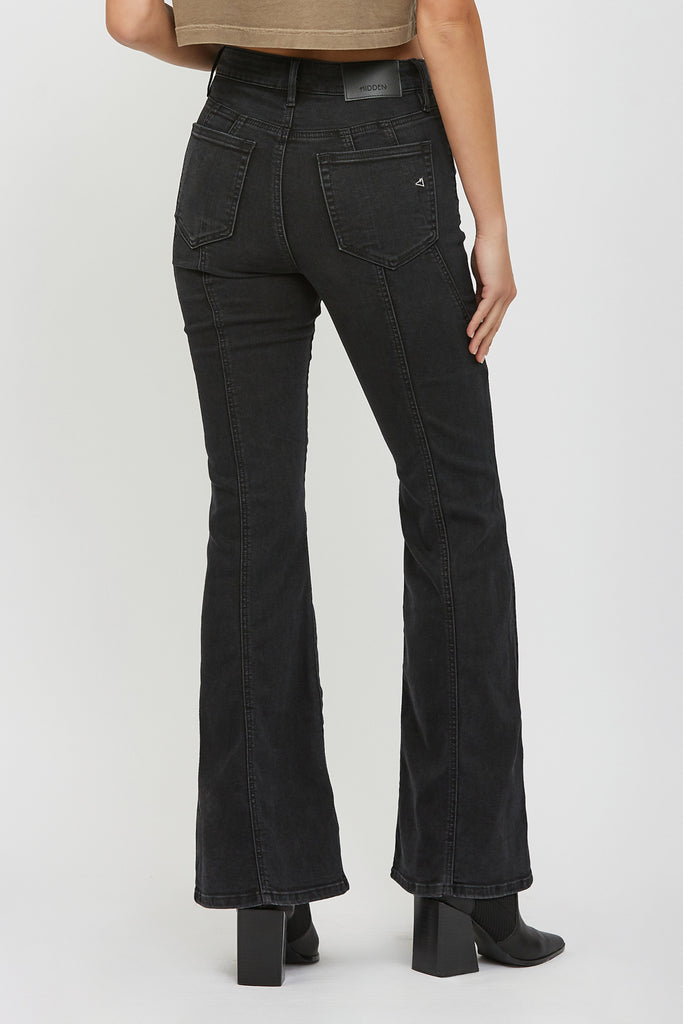 [HAPPI] CHARCOAL WASH FASHION SEAM 33" INSEAM STRETCH FLARE