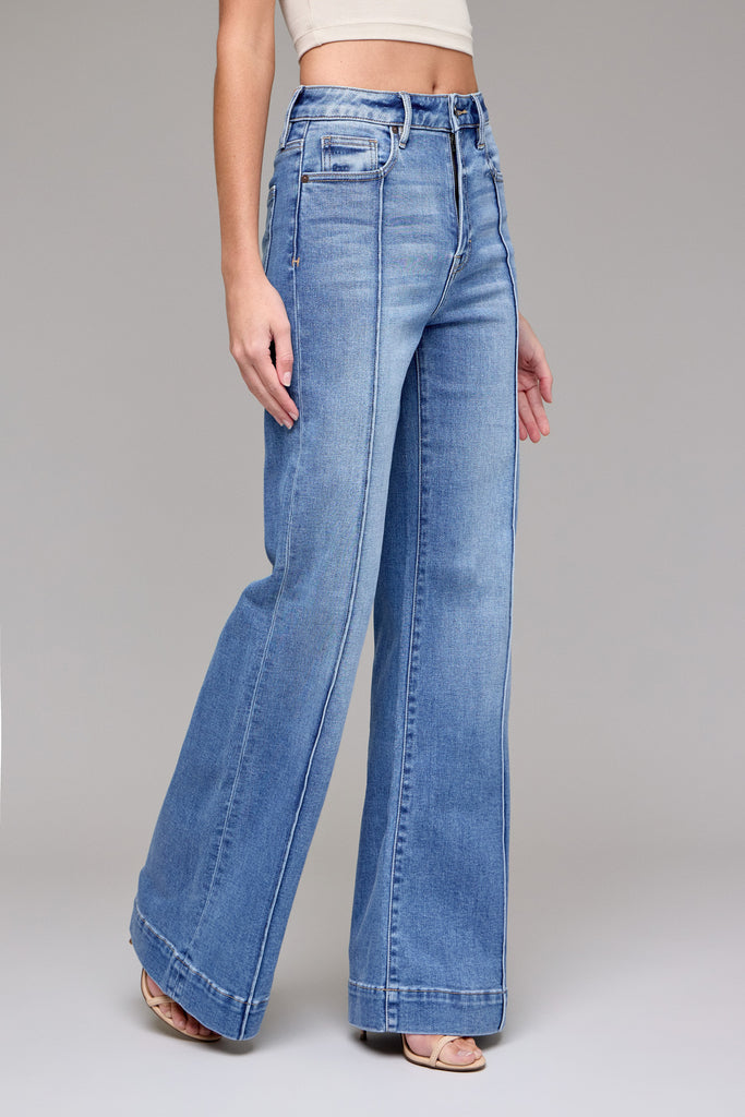 [HAPPI] Medium Light Pintuck 33" Inseam Flare