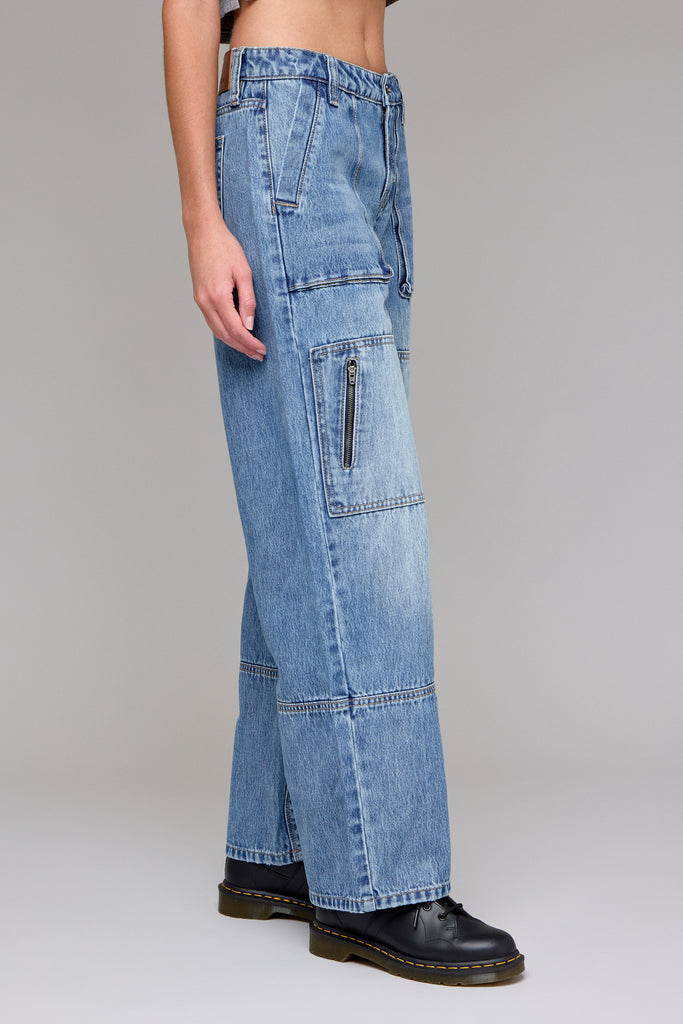 [ALYX] MEDIUM WASH FASHION LOW SLUNG BAGGY JEAN