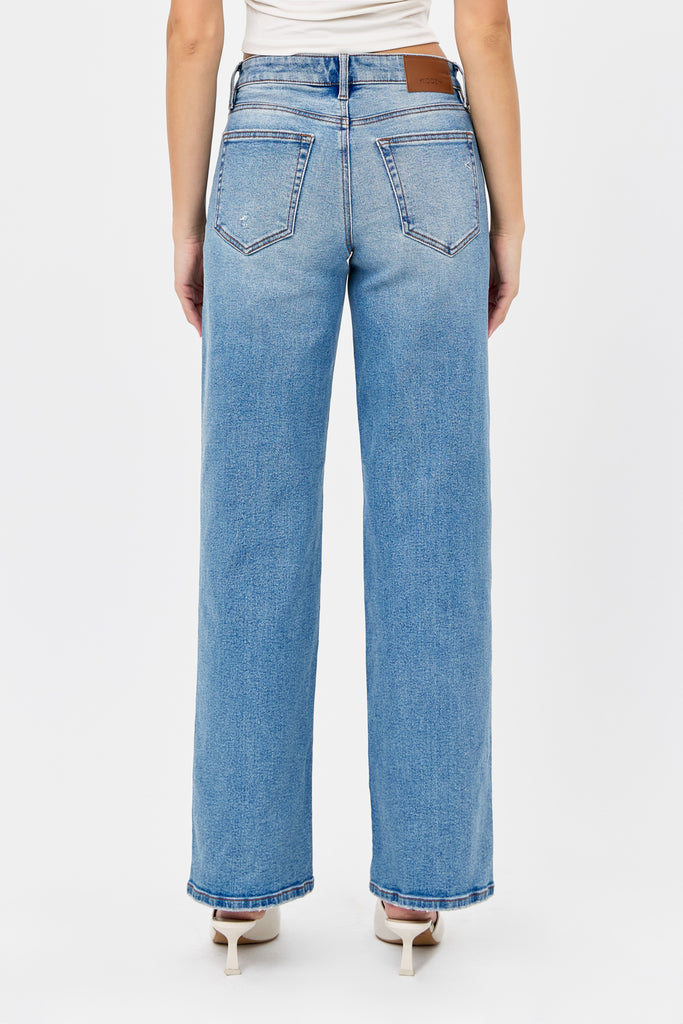 [LOGAN] MEDIUM WASH CLEAN STRETCH 32" INSEAM DAD JEAN