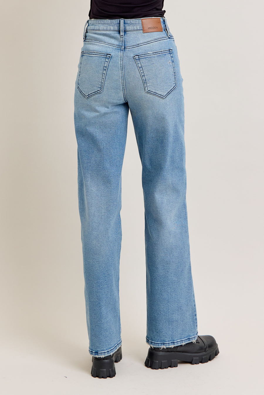 [LOGAN] MEDIUM WASH 32" INSEAM HIGH RISE LOGAN DAD CURVED SEAM JEAN