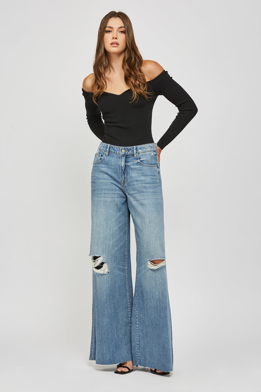 [NORI] MEDIUM WASH 33" INSEAM SUPER SOFT OVERSIZED WIDELEG